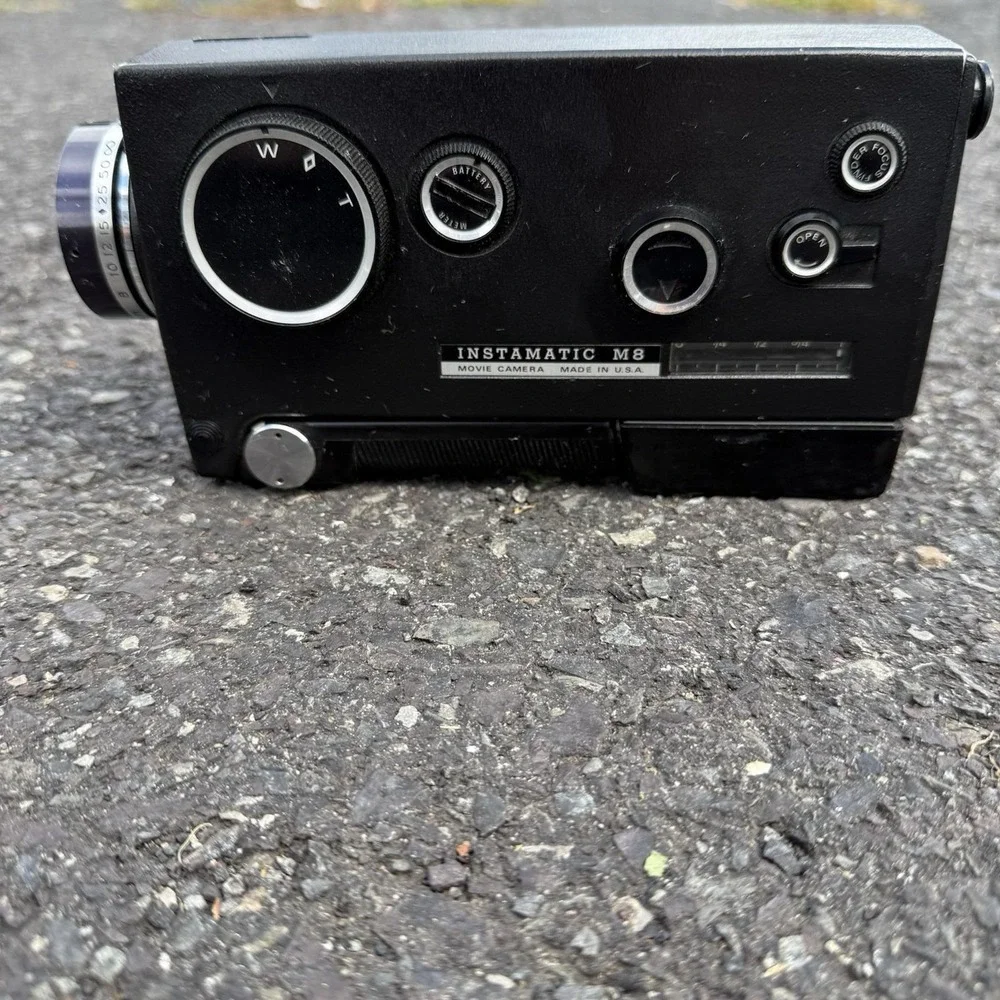 Kodak Instamatic M8 Movie Camera Zoom Lens‎  Untested No Handle